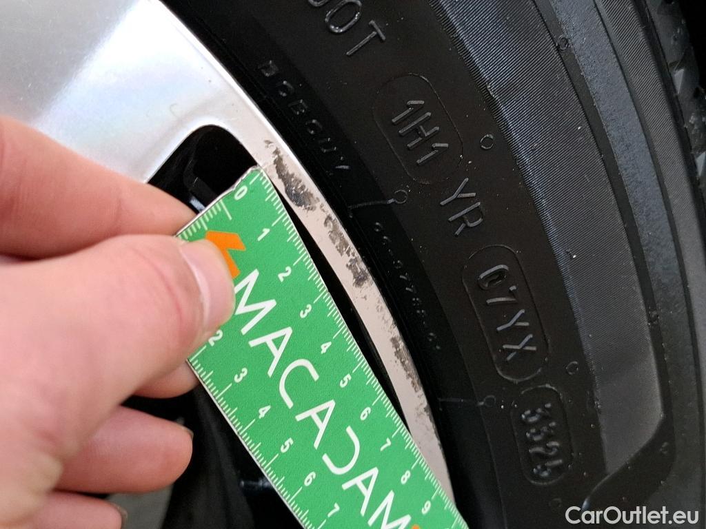  Peugeot  5008  GT Line 1.5 HDi 130CV BVA8 E6dT #87