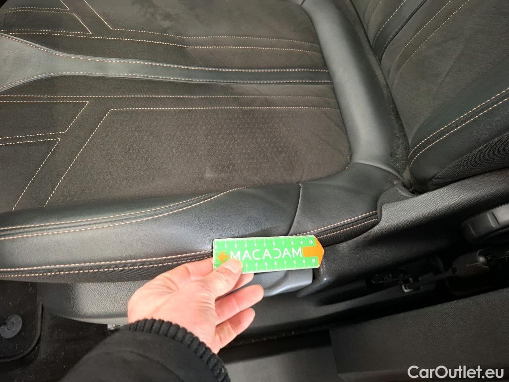  Peugeot  5008  GT Line 1.5 HDi 130CV BVA8 E6dT #68