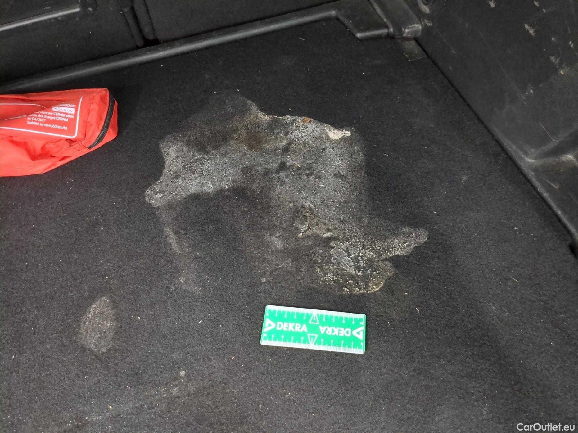  Peugeot  3008  Active Business 1.2 PureTech 130CV BVA8 E6d #1