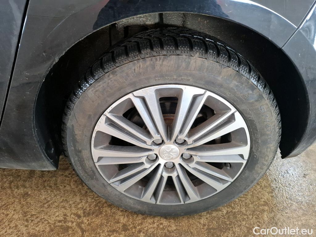  Peugeot  308  Allure Business 1.2 PureTech 130CV BVM6 E6d #63