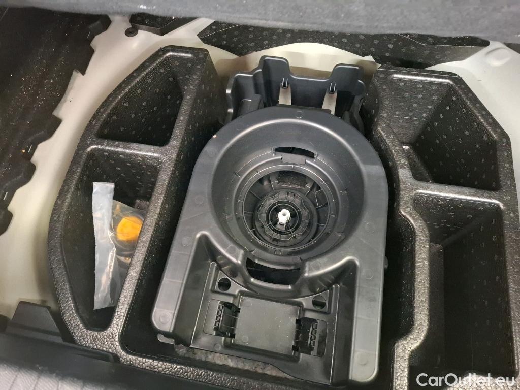  Peugeot  208  Allure Business 1.2 PureTech 100CV BVM6 E6d #25