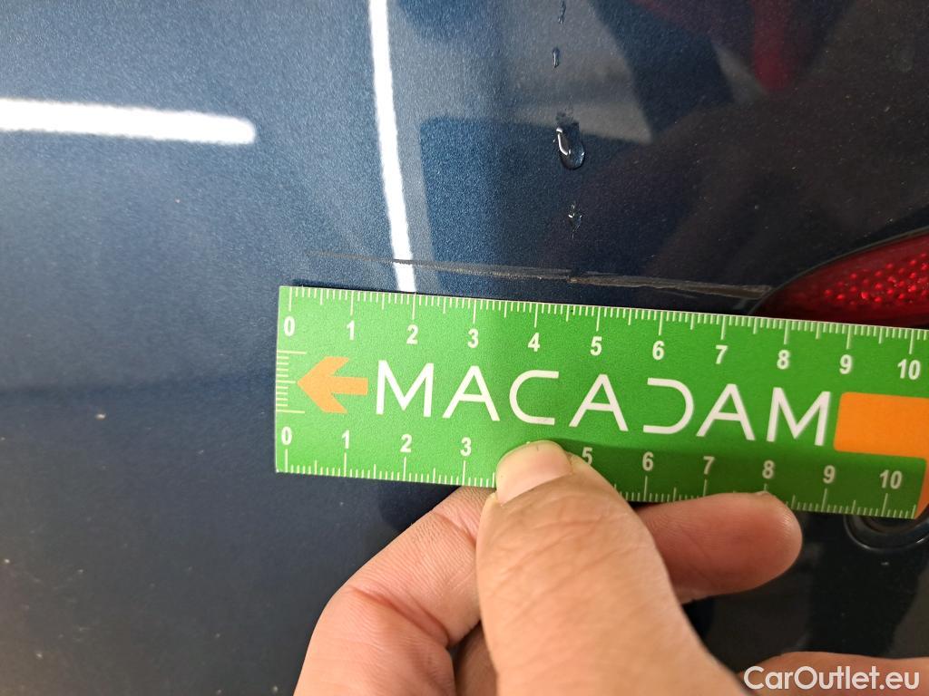  Mercedes  A-Klasse MERCEDES-BENZ Classe A Compact 2018 5P Berline A 250 e Business Line 8GDCT #10