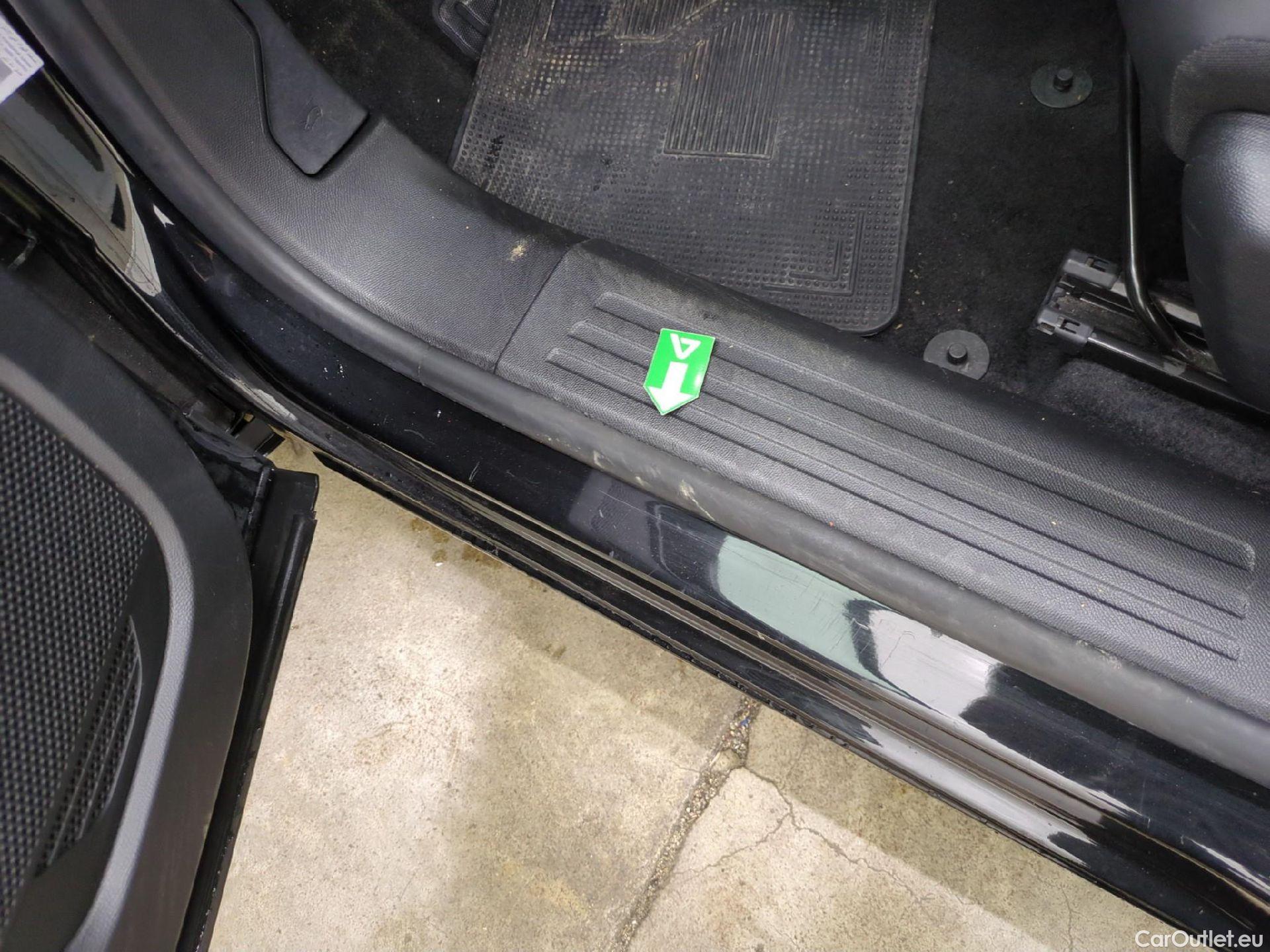  Peugeot  2008  Allure Business 1.2 PureTech 130CV BVM6 E6d #2