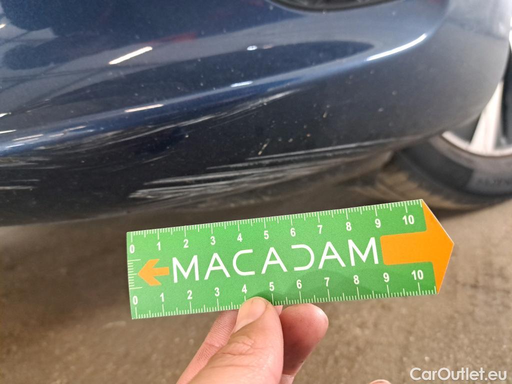  Mercedes  A-Klasse MERCEDES-BENZ Classe A Compact 2018 5P Berline A 250 e Business Line 8GDCT #8