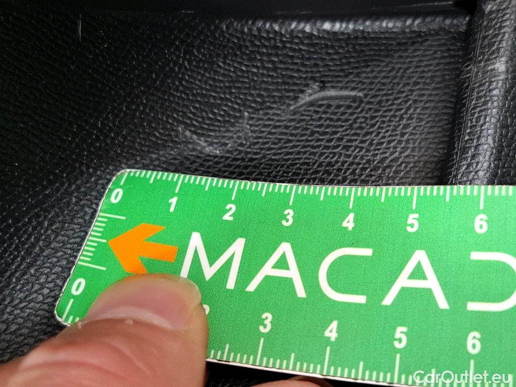  Peugeot  5008  GT Line 1.5 HDi 130CV BVA8 E6dT #109