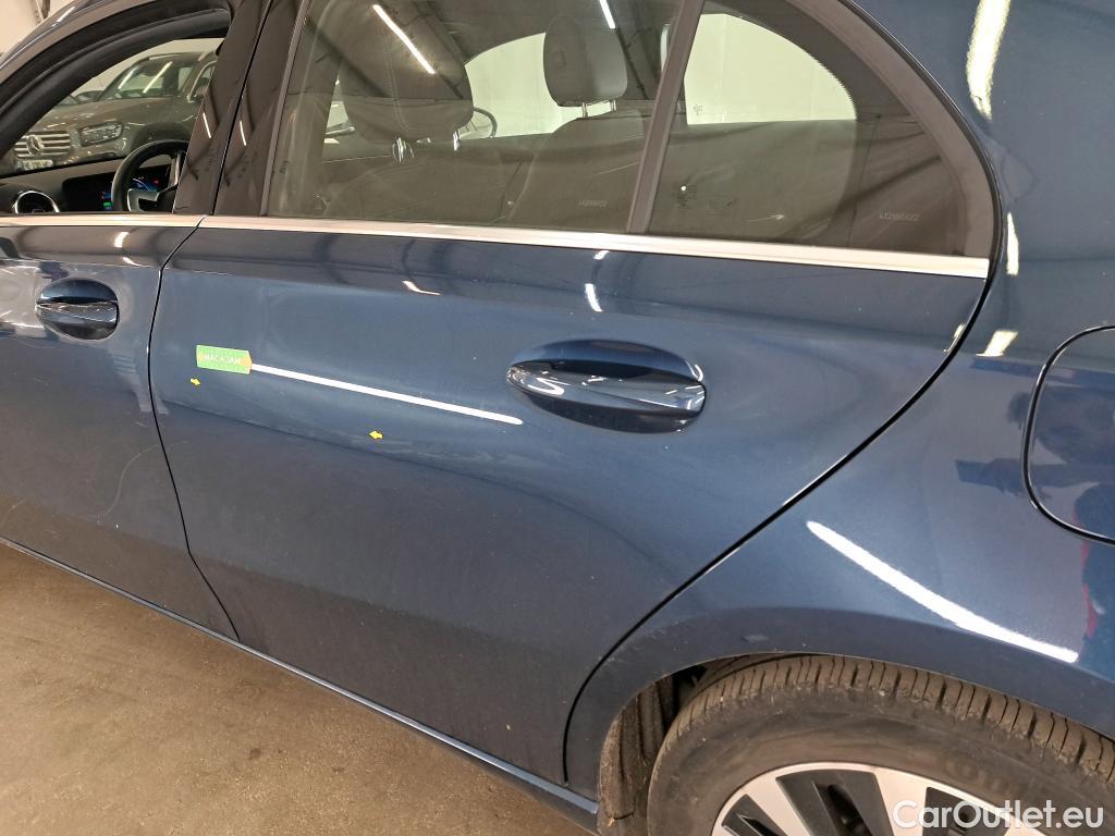  Mercedes  A-Klasse MERCEDES-BENZ Classe A Compact 2018 5P Berline A 250 e Business Line 8GDCT #3