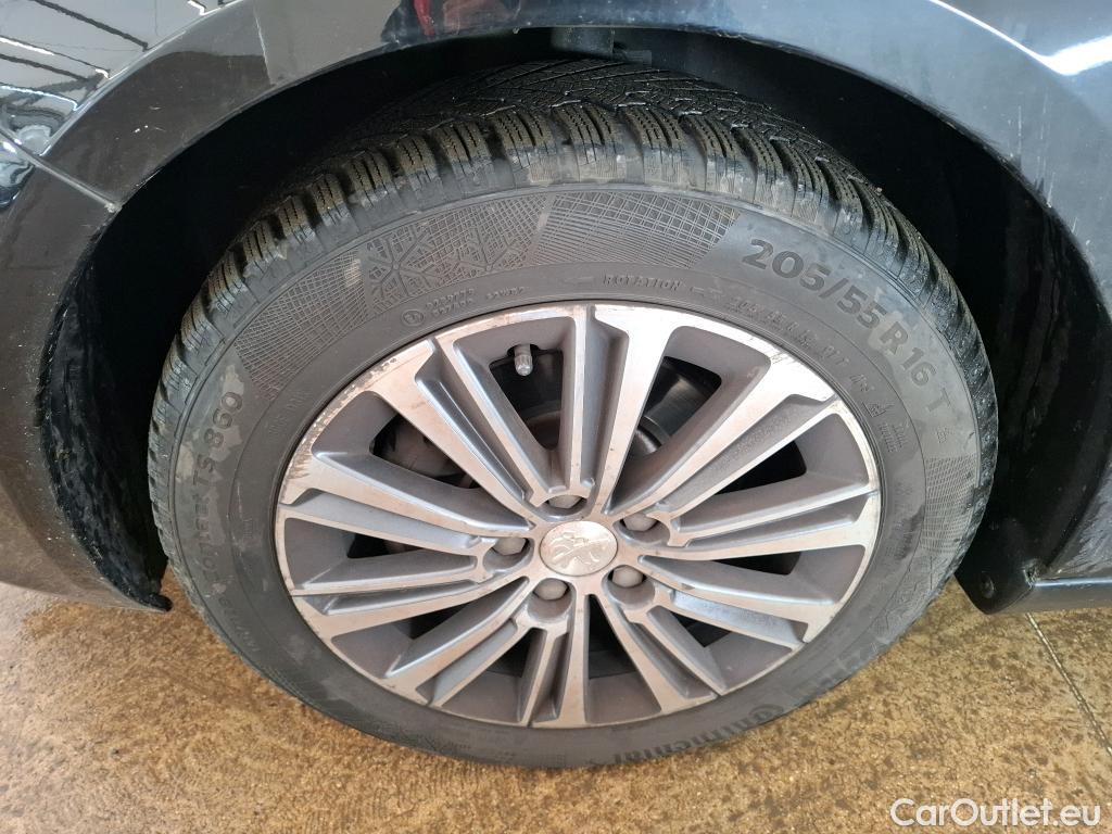  Peugeot  308  Allure Business 1.2 PureTech 130CV BVM6 E6d #20