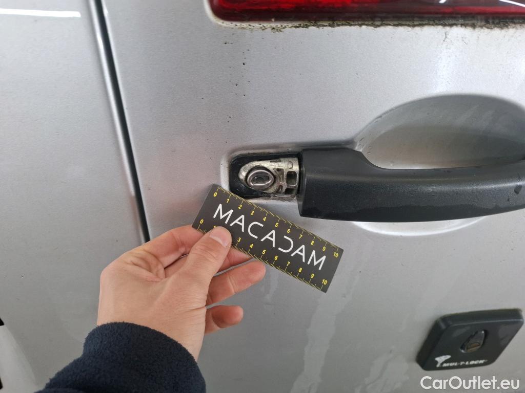  Renault  Master RENAULT  VU 4p Fourgon FG GCf Trac F3500 L1H2 Energy dCi 145 E6 #33