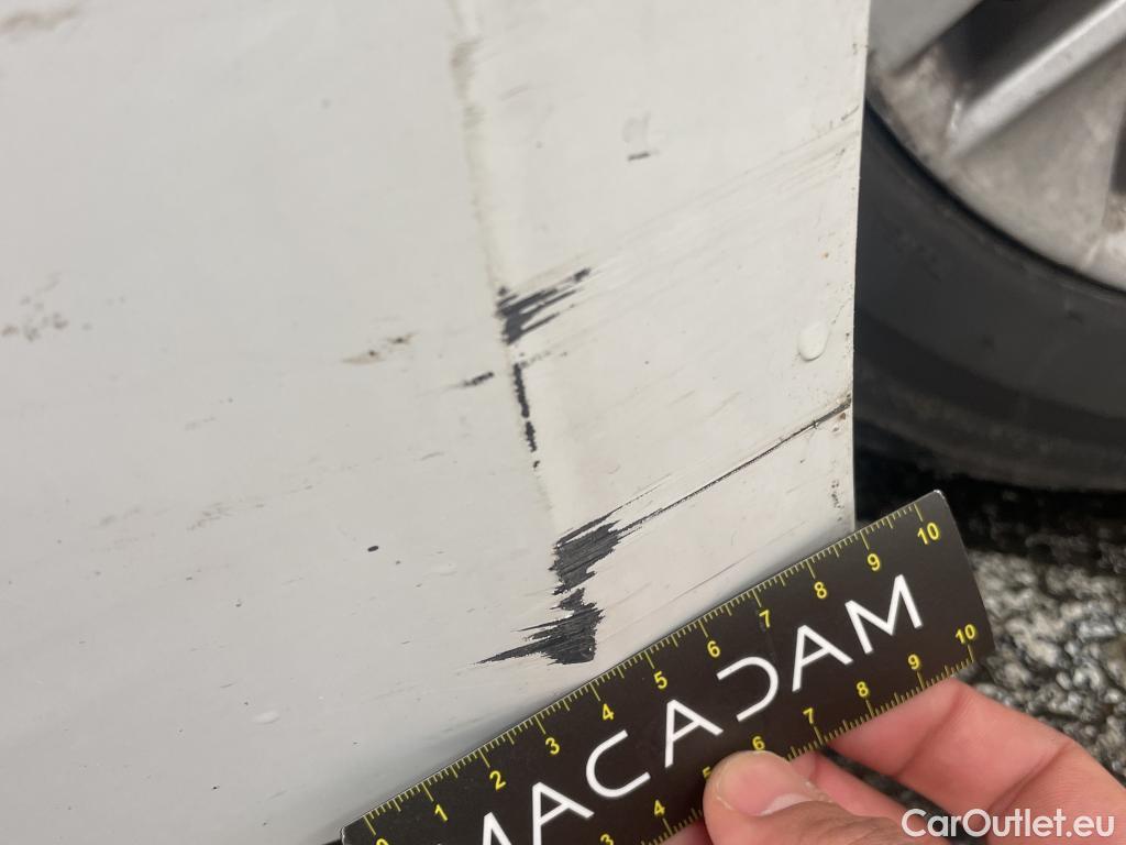  Toyota  Corolla TOYOTA  Touring Sports / 2018 / 5P / Break Hybride 122h Dynamic Business Stage Acad #9