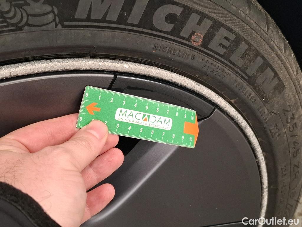  Tesla  Model 3 TESLA  2018 4P Berline Propulsion #4