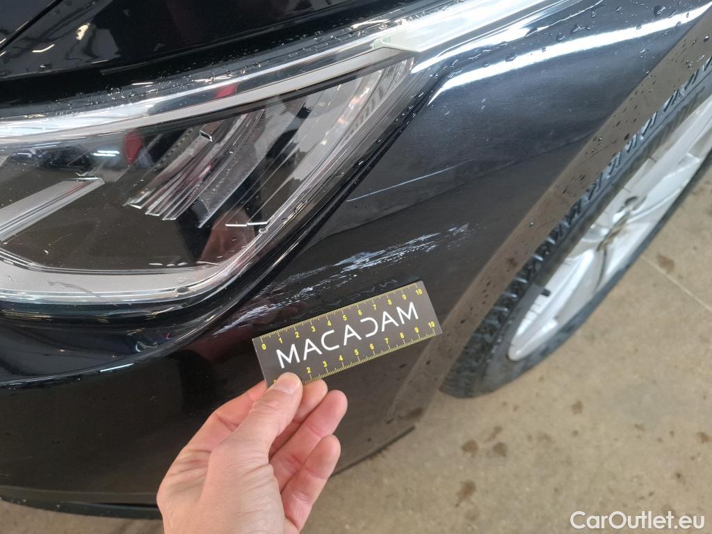  Volkswagen  Golf  VOLKSWAGEN / 2020 / 5P / Berline 2.0 TDI SCR 150 DSG7 Life Busi 1st #19