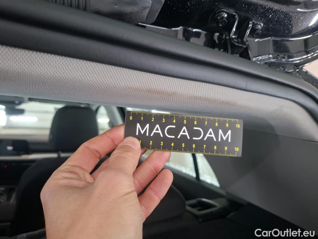  Volkswagen  Golf  VOLKSWAGEN / 2020 / 5P / Berline 2.0 TDI SCR 150 DSG7 Life Busi 1st #81