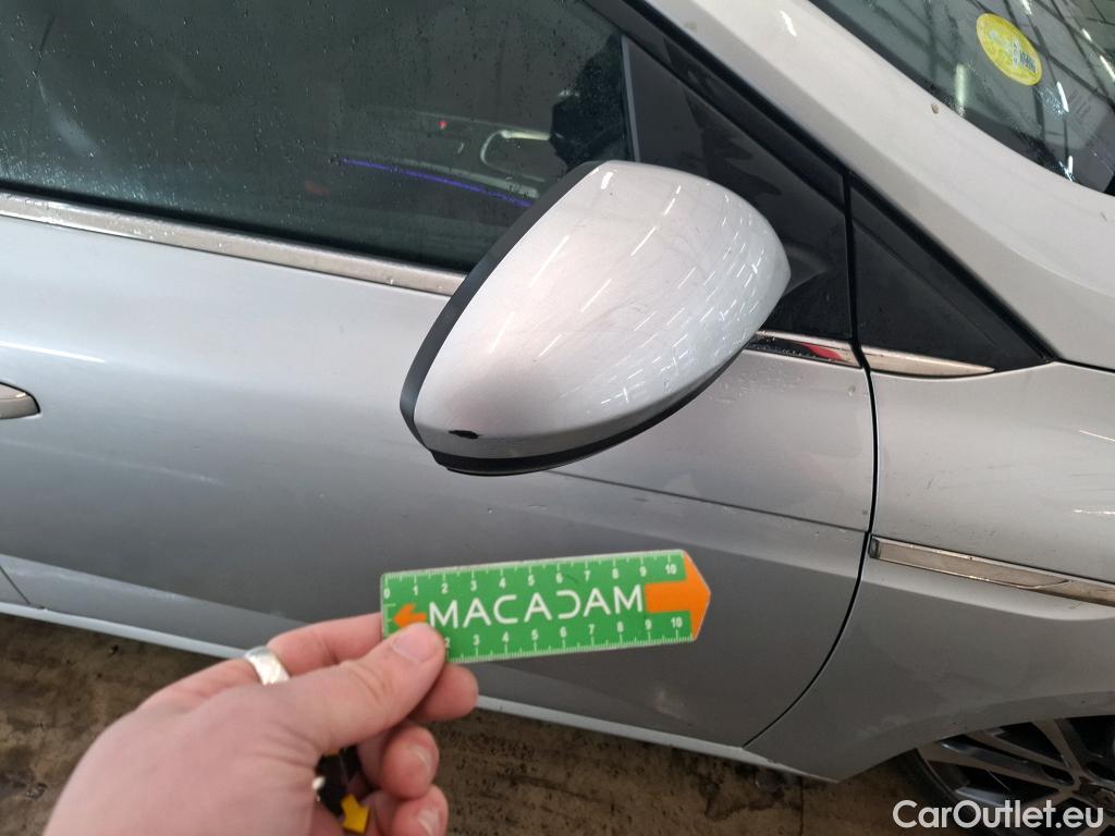  Renault  Megane  IV Berline 5 ptes. Techno 1.5 dCi 115CV BVA7 E6d #47