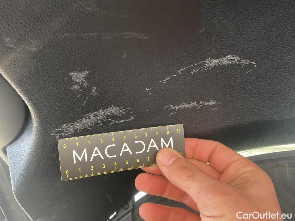  Toyota  Corolla TOYOTA  Touring Sports / 2018 / 5P / Break Hybride 122h Dynamic Business Stage Acad #30