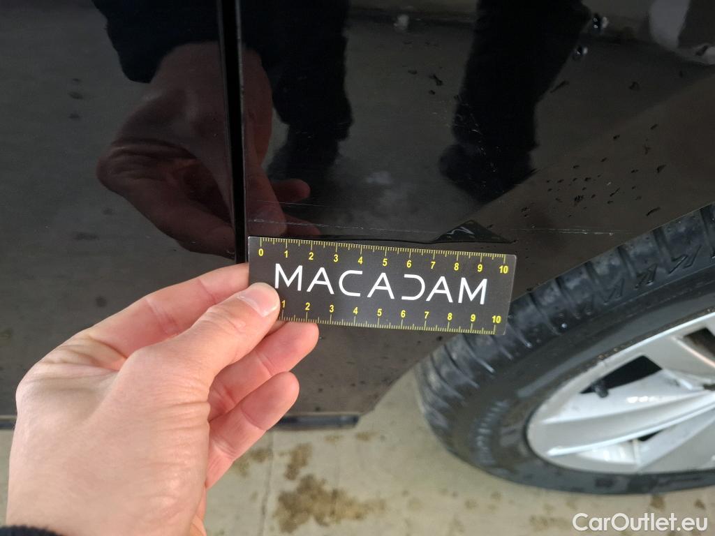  Volkswagen  Golf  VOLKSWAGEN / 2020 / 5P / Berline 2.0 TDI SCR 150 DSG7 Life Busi 1st #85