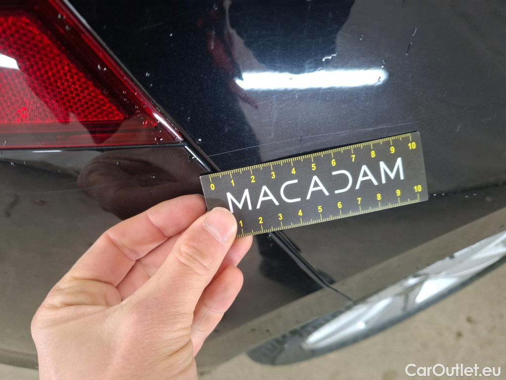  Volkswagen  Golf  VOLKSWAGEN / 2020 / 5P / Berline 2.0 TDI SCR 150 DSG7 Life Busi 1st #89