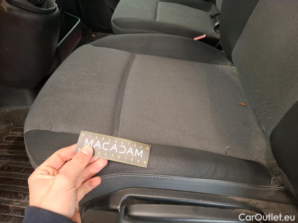  Renault  Master RENAULT  VU 4p Fourgon FG GCf Trac F3500 L1H2 Energy dCi 145 E6 #40