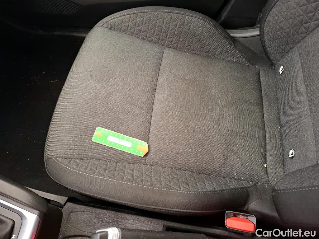  Renault  Clio  V Business 1.6 E-TECH Hybrid 140CV BVA6 E6d #76