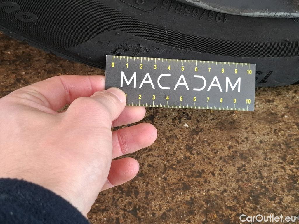  Renault  Kangoo  II Express Maxi Extra (Série Spéciale) 1.5 dCi 95CV BVM6 E6dT #30