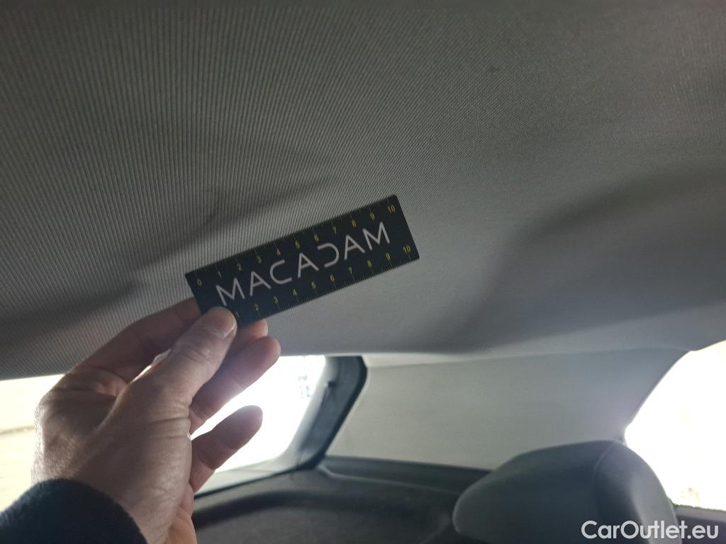  Volkswagen  Golf  VOLKSWAGEN / 2020 / 5P / Berline 2.0 TDI SCR 150 DSG7 Life Busi 1st #78