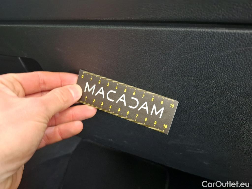  Volkswagen  Golf  VOLKSWAGEN / 2020 / 5P / Berline 2.0 TDI SCR 150 DSG7 Life Busi 1st #50