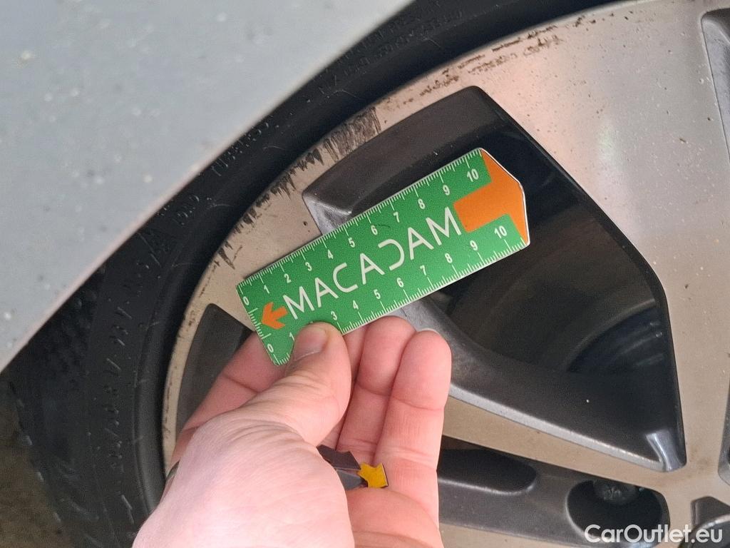  Renault  Megane  IV Berline 5 ptes. Techno 1.5 dCi 115CV BVA7 E6d #38