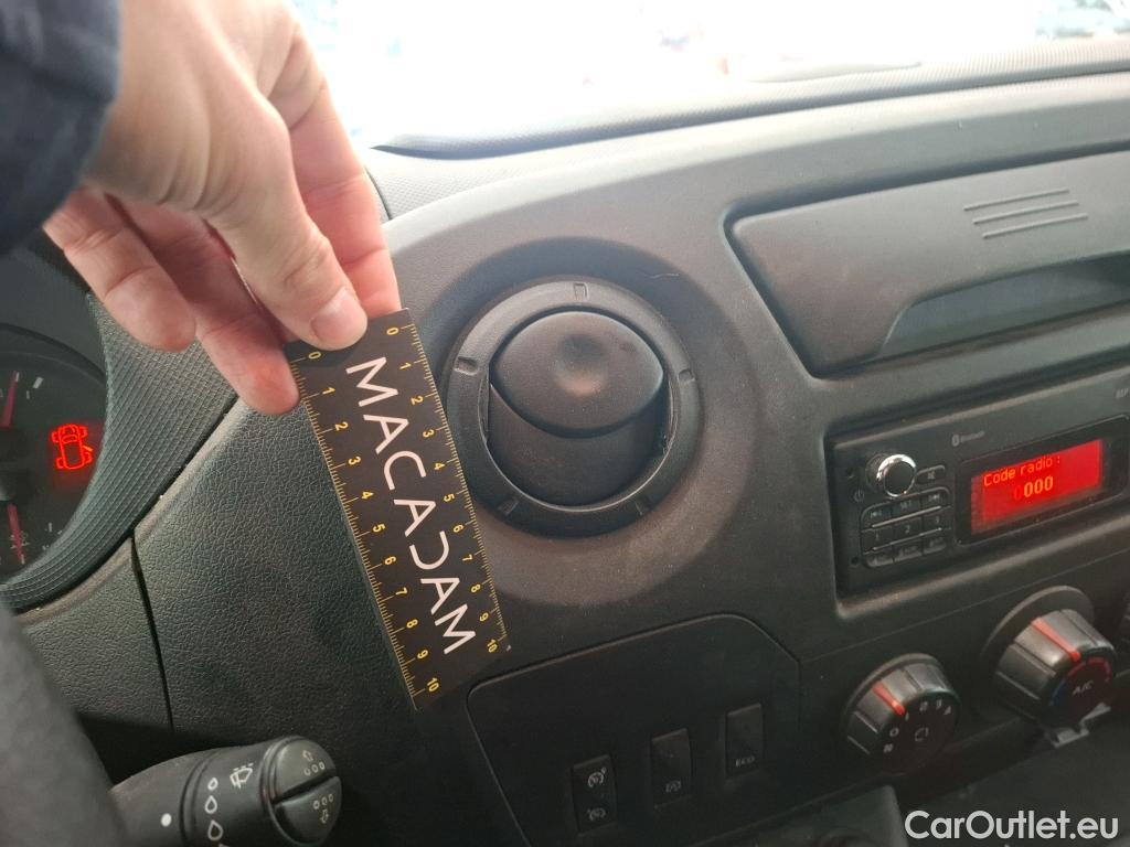  Renault  Master RENAULT  VU 4p Fourgon FG GCf Trac F3500 L1H2 Energy dCi 145 E6 #44