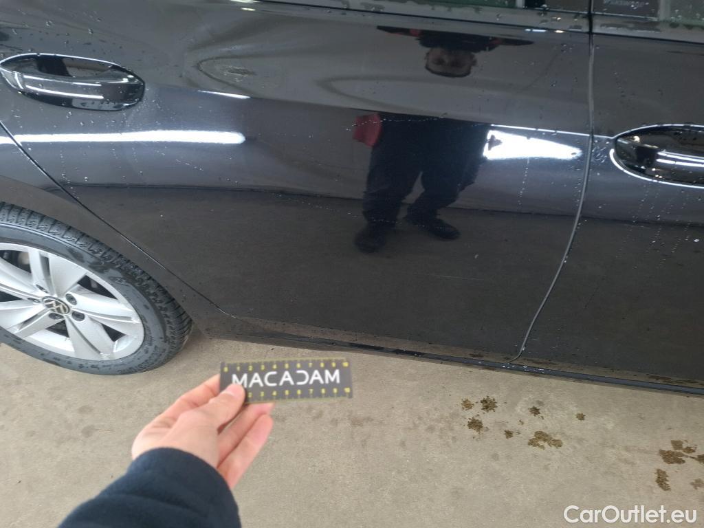  Volkswagen  Golf  VOLKSWAGEN / 2020 / 5P / Berline 2.0 TDI SCR 150 DSG7 Life Busi 1st #93