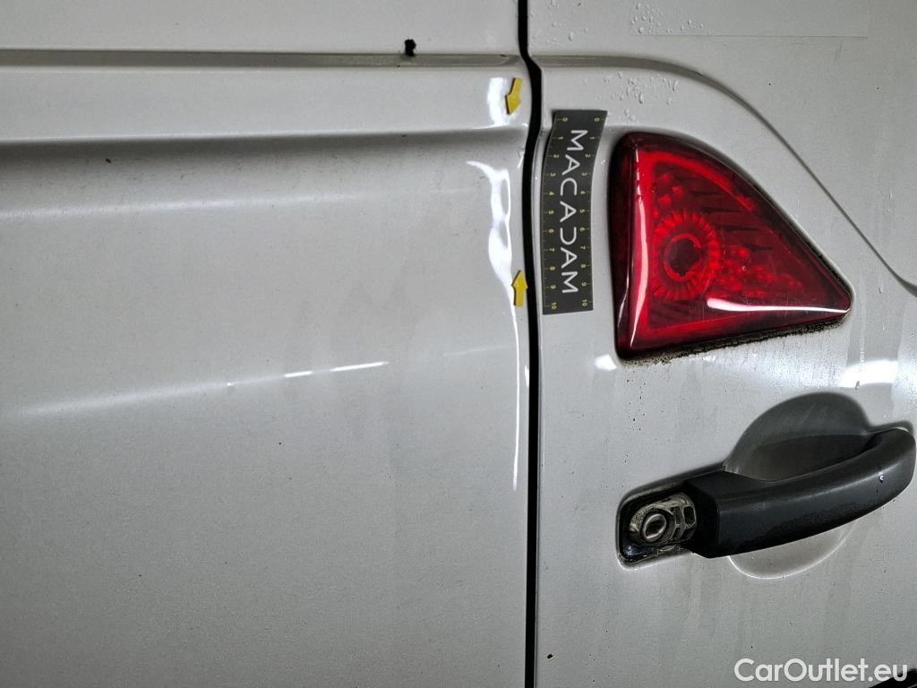  Renault  Master RENAULT  VU 4p Fourgon FG GCf Trac F3500 L1H2 Energy dCi 145 E6 #43