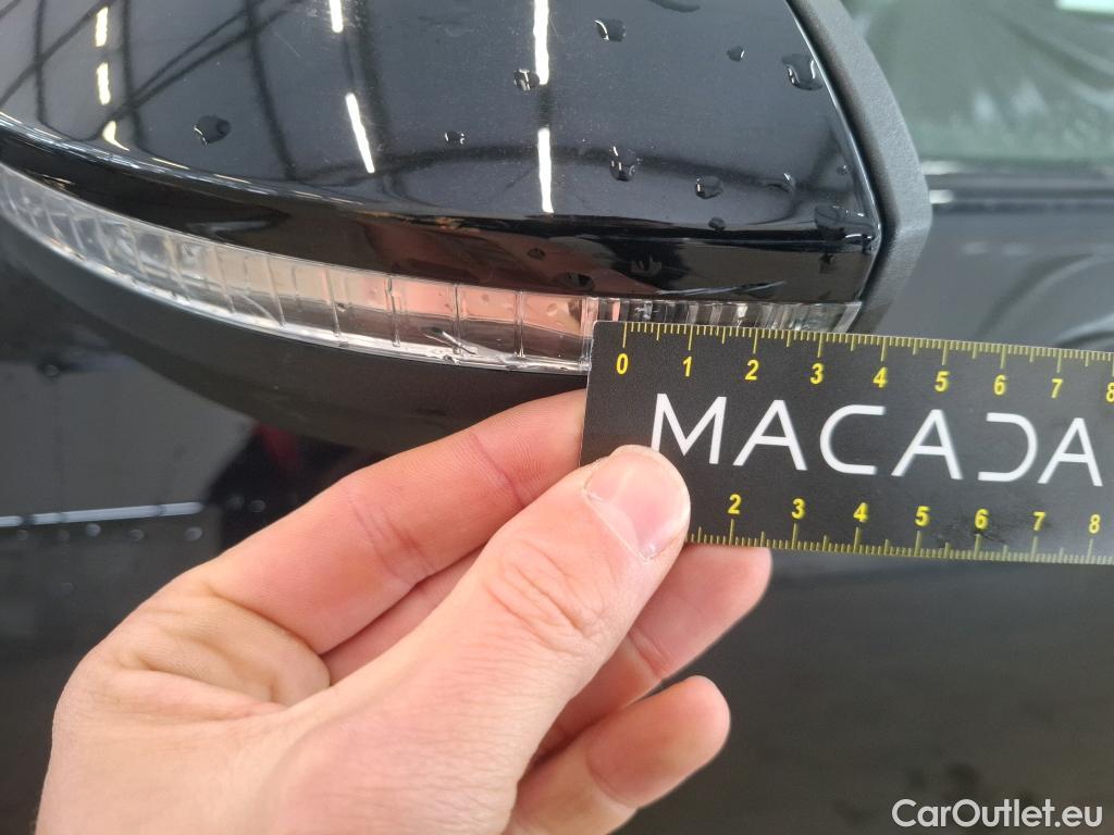  Volkswagen  Golf  VOLKSWAGEN / 2020 / 5P / Berline 2.0 TDI SCR 150 DSG7 Life Busi 1st #87