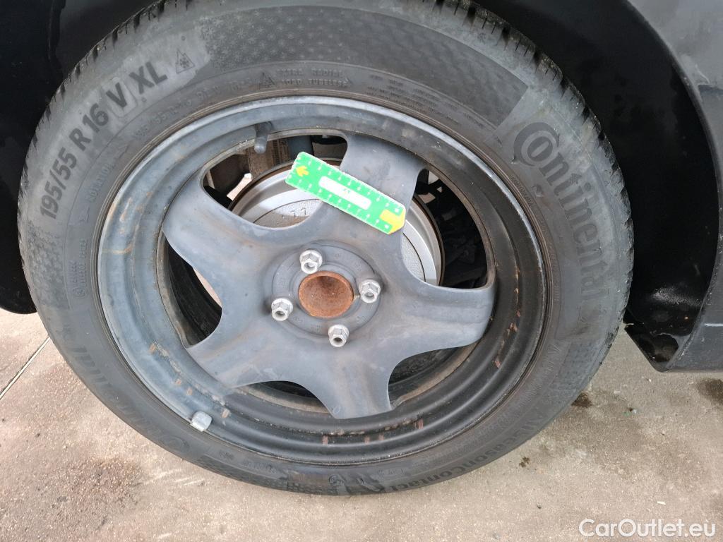  Renault  Clio  V Business 1.6 E-TECH Hybrid 140CV BVA6 E6d #61