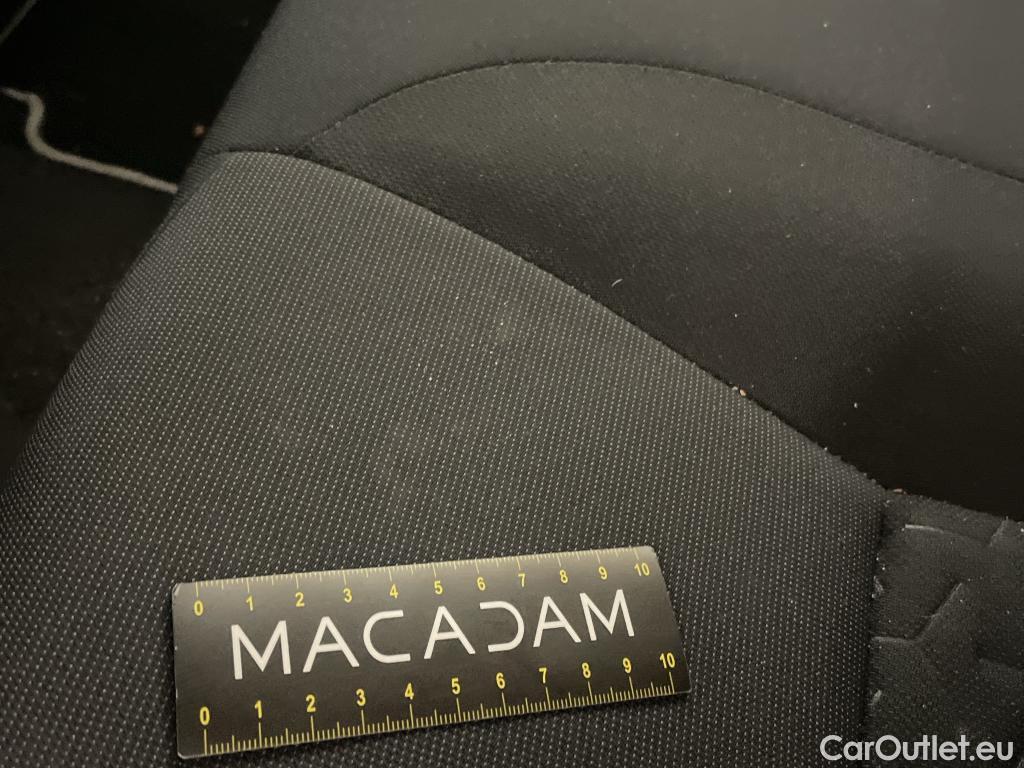  Toyota  Corolla TOYOTA  Touring Sports / 2018 / 5P / Break Hybride 122h Dynamic Business Stage Acad #35