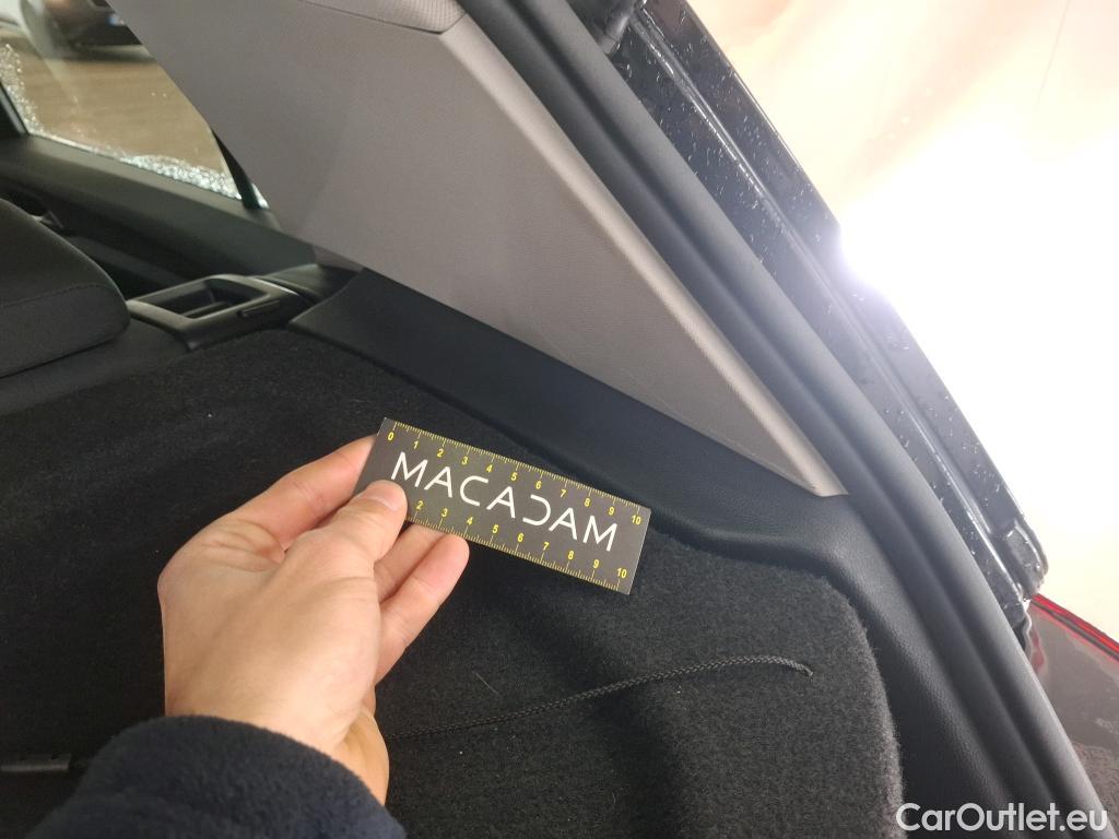  Volkswagen  Golf  VOLKSWAGEN / 2020 / 5P / Berline 2.0 TDI SCR 150 DSG7 Life Busi 1st #56