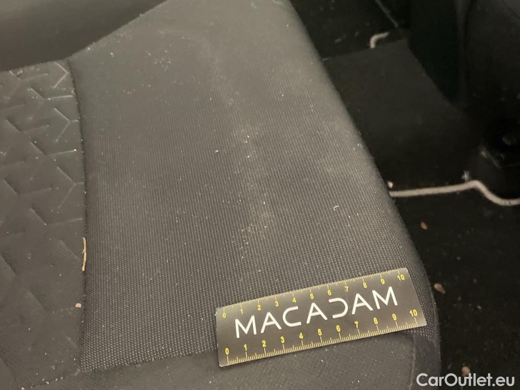  Toyota  Corolla TOYOTA  Touring Sports / 2018 / 5P / Break Hybride 122h Dynamic Business Stage Acad #37