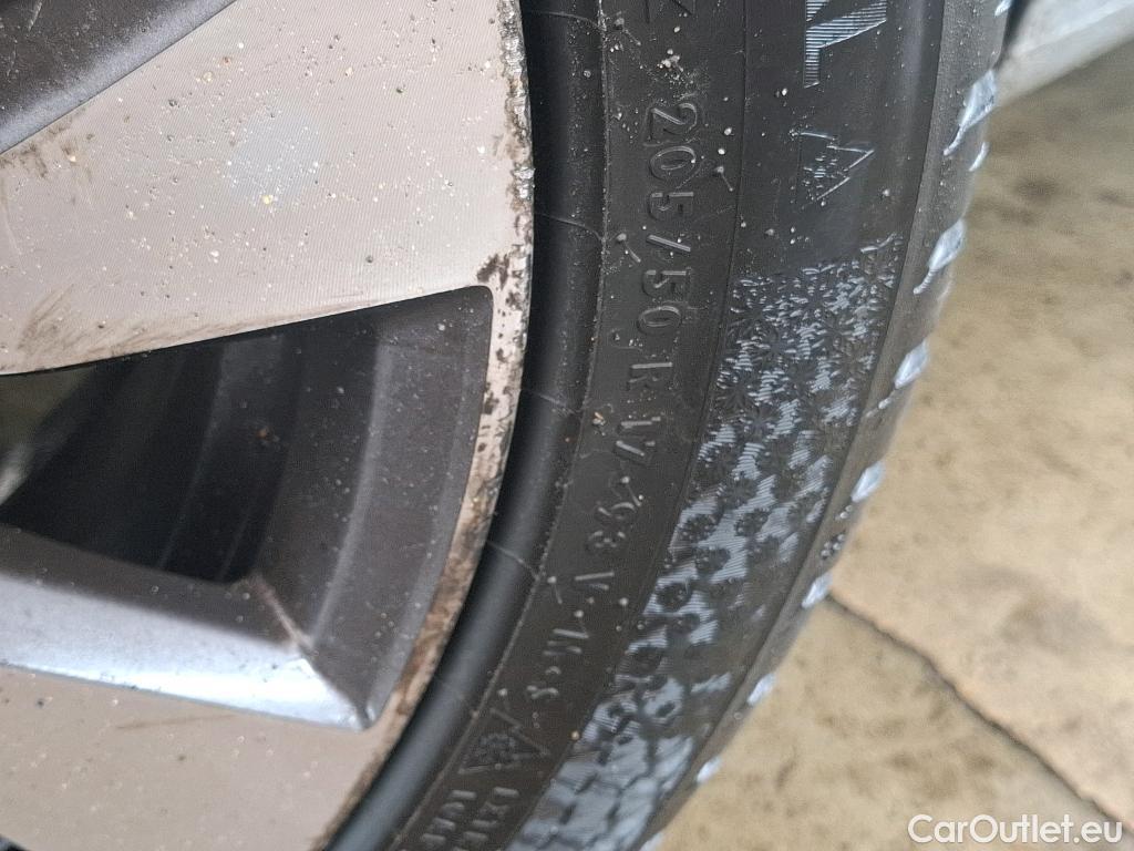  Renault  Megane  IV Berline 5 ptes. Techno 1.5 dCi 115CV BVA7 E6d #32