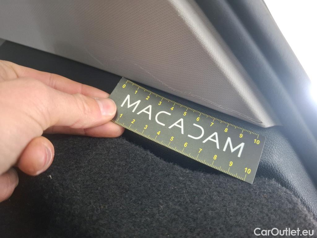  Volkswagen  Golf  VOLKSWAGEN / 2020 / 5P / Berline 2.0 TDI SCR 150 DSG7 Life Busi 1st #57