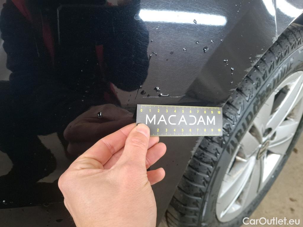  Volkswagen  Golf  VOLKSWAGEN / 2020 / 5P / Berline 2.0 TDI SCR 150 DSG7 Life Busi 1st #13