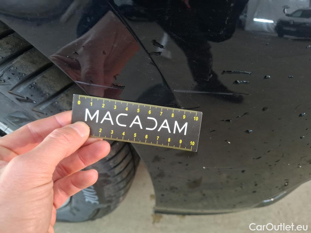  Volkswagen  Golf  VOLKSWAGEN / 2020 / 5P / Berline 2.0 TDI SCR 150 DSG7 Life Busi 1st #17