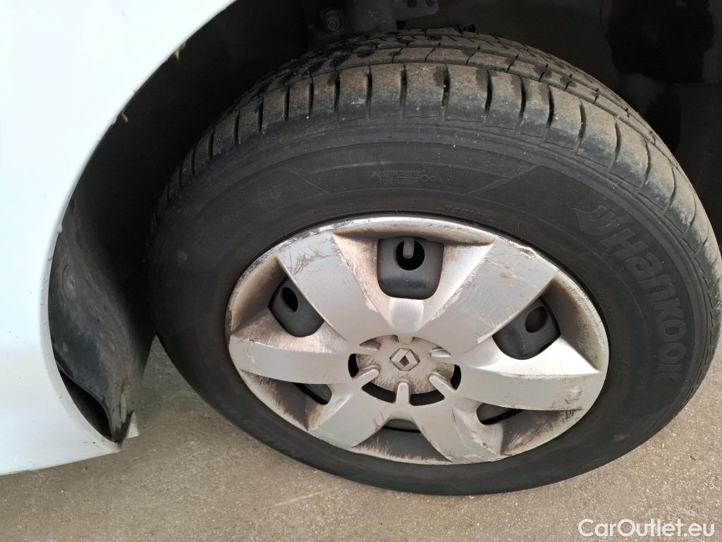  Renault  Kangoo  Express Maxi Extra (Série Spéciale) 1.5 dCi 90CV BVM5 E6 #46