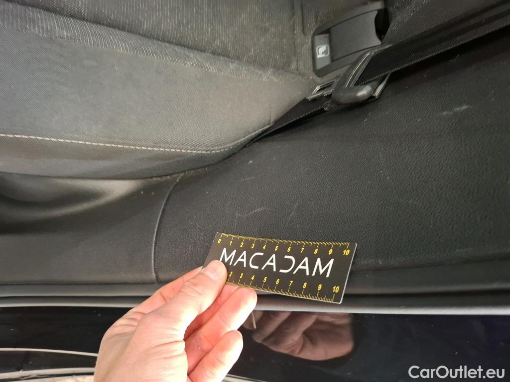  Volkswagen  Golf  VOLKSWAGEN / 2020 / 5P / Berline 2.0 TDI SCR 150 DSG7 Life Busi 1st #66