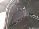  Peugeot  3008 PEUGEOT  / 2016 / 5P / SUV BLUEHDI 130 SeS BUSINESS #101