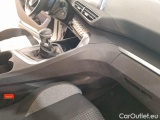  Peugeot  3008 PEUGEOT  / 2016 / 5P / SUV BLUEHDI 130 SeS BUSINESS #117
