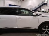  Peugeot  5008 PEUGEOT  / 2020 / 5P / SUV BLUEHDI 130 ALLURE EAT8 S/S AUT. #42