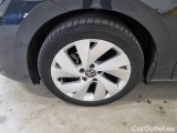  Volkswagen  Golf  VOLKSWAGEN / 2019 / 5P / BERLINA 2.0 TDI SCR STYLE DSG #62