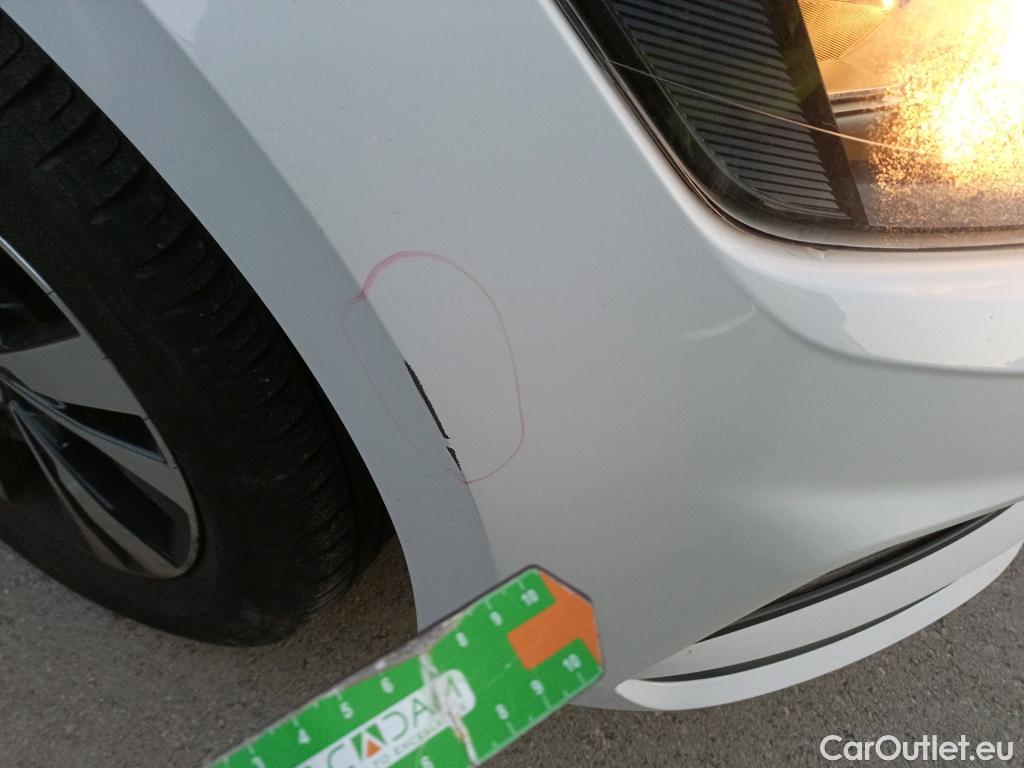  Volkswagen  Polo VOLKSWAGEN  / 2017 / 5P / berlina con portón Advance 1.0 TSI 70kW (95CV) #23