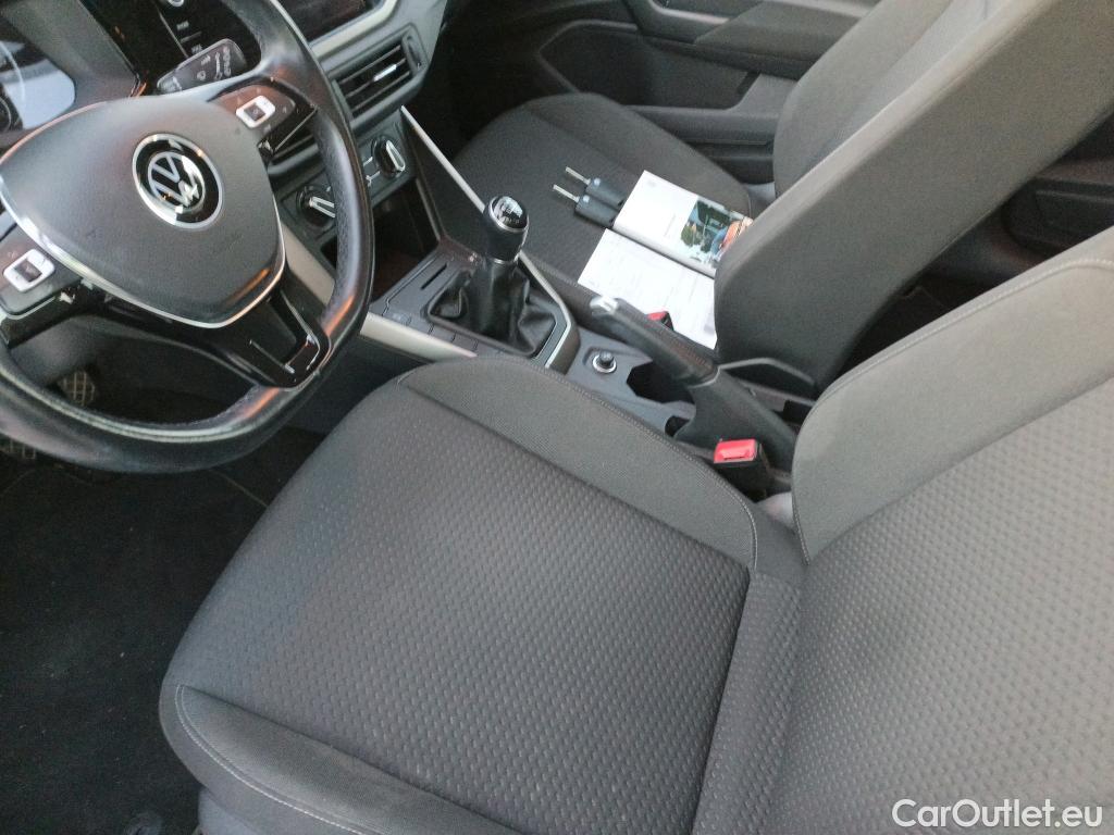  Volkswagen  Polo VOLKSWAGEN  / 2017 / 5P / berlina con portón Advance 1.0 TSI 70kW (95CV) #16