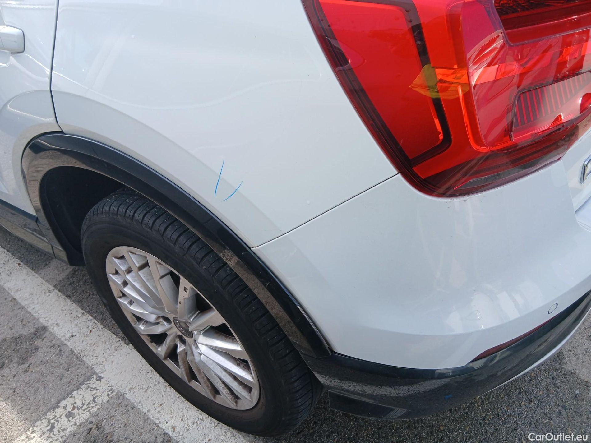  Audi  Q2 AUDI  / 2016 / 5P / todoterreno Design 30 TFSI 85kW (116CV) #19