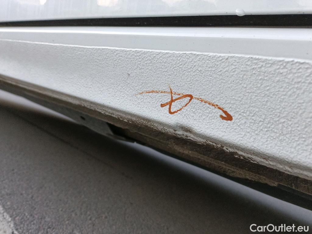  Volkswagen  Polo VOLKSWAGEN  / 2017 / 5P / berlina con portón Advance 1.0 TSI 70kW (95CV) #18