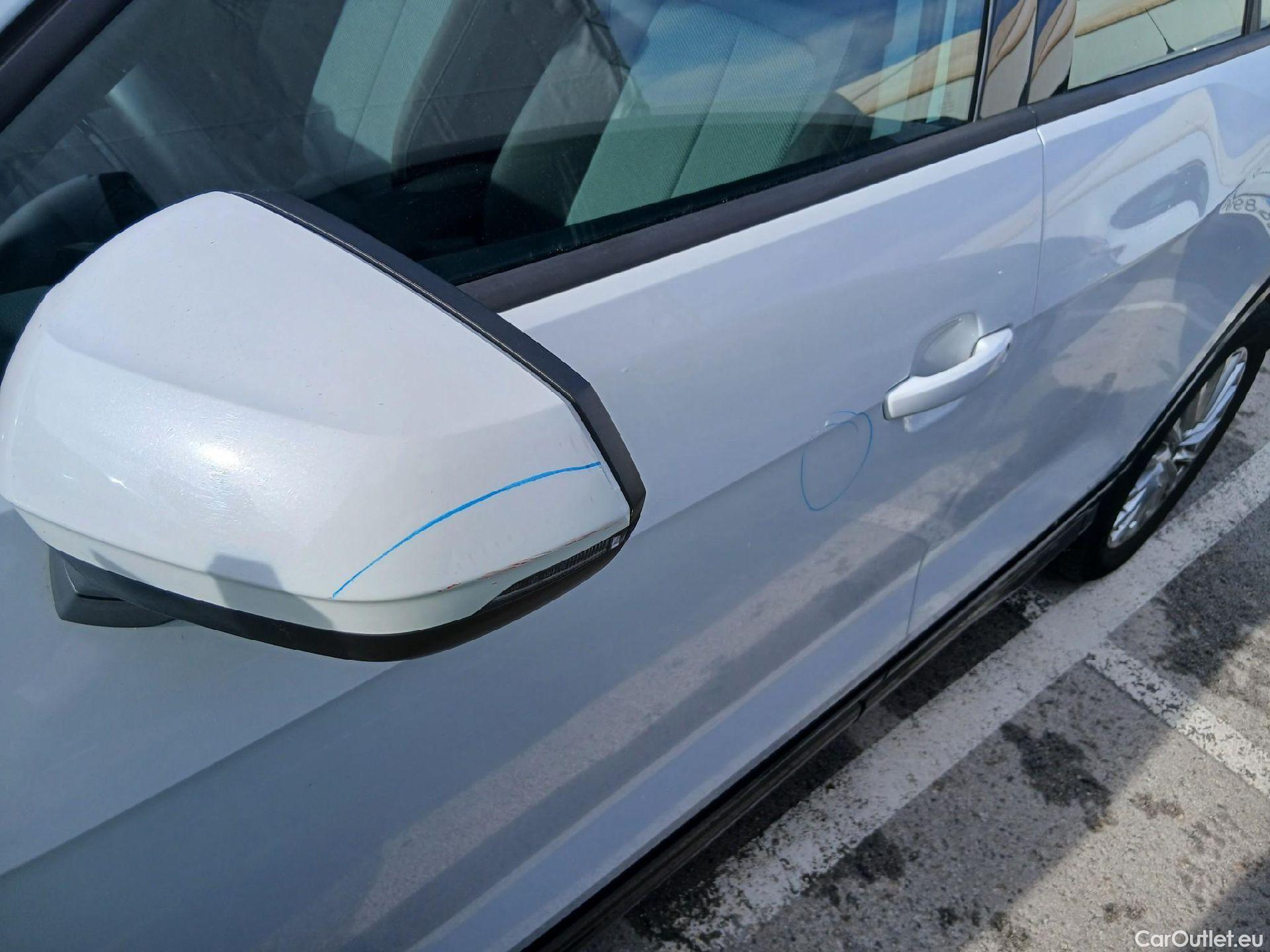  Audi  Q2 AUDI  / 2016 / 5P / todoterreno Design 30 TFSI 85kW (116CV) #15