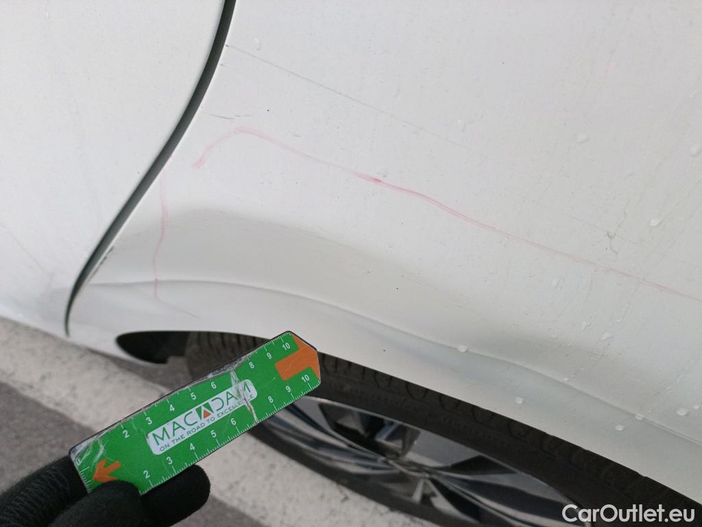  Volkswagen  Polo VOLKSWAGEN  / 2017 / 5P / berlina con portón Advance 1.0 TSI 70kW (95CV) #6